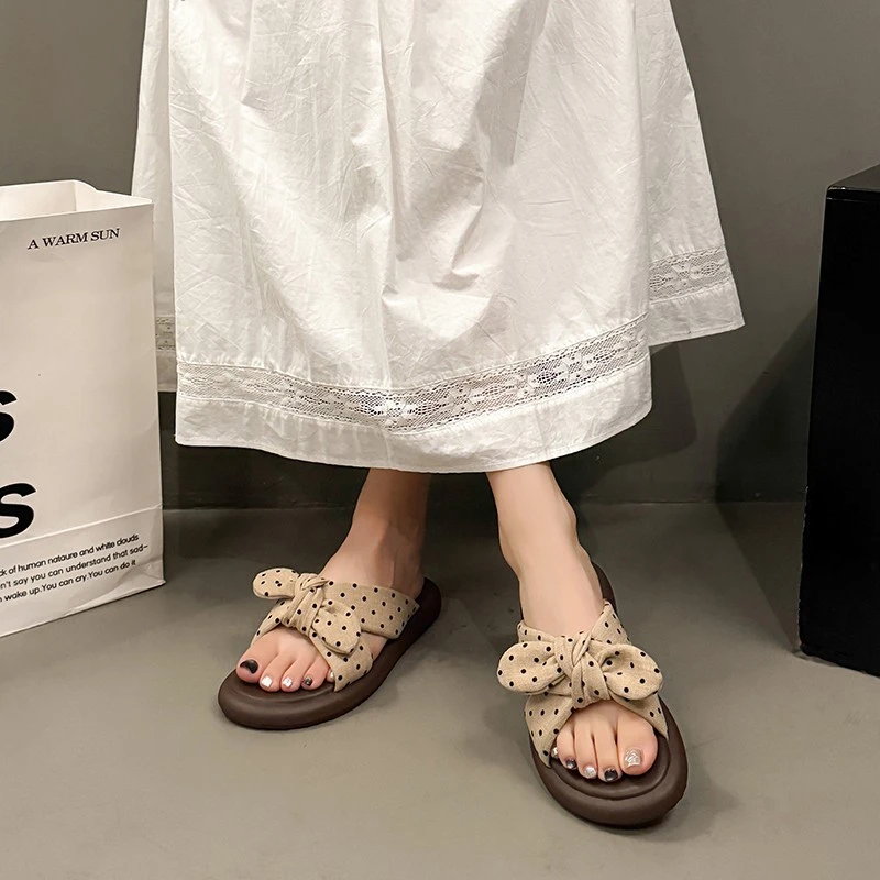 

Large Size Women's Sandals French Bow Polka Dot Thick Heel Summer Outdoor Wear Versatile Beautiful One-Strap Slippers