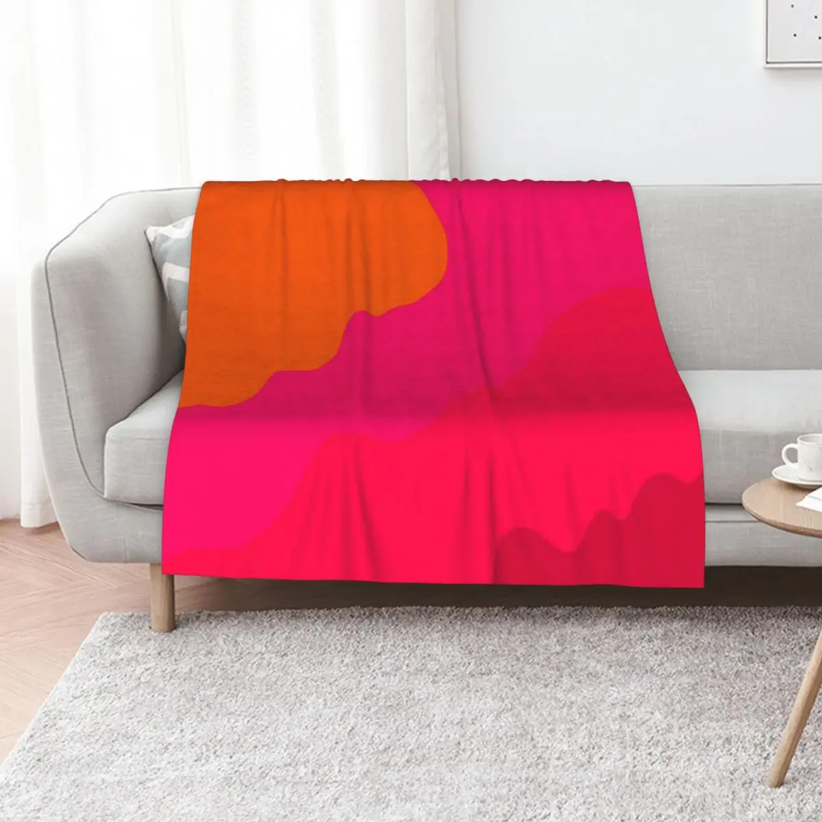 

Hot Pink to Orange Throw Blanket cosplay anime Bed linens Tourist blankets and throws Blankets