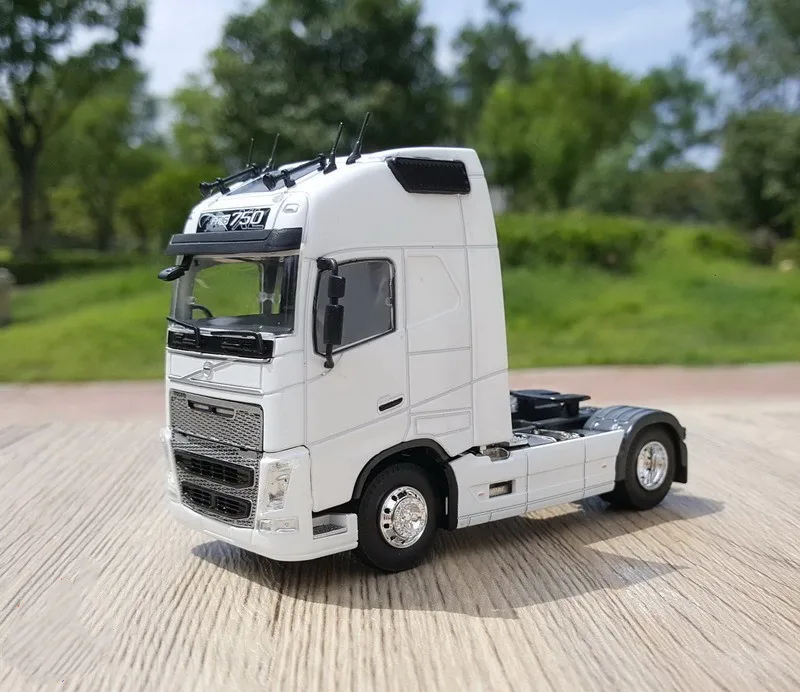 Classic Alloy Toy Model Gift 1:50 Scale Vol vo FH16 750 4X2 Transport Truck Tractor Vehicles DieCast Toy Model For Collection