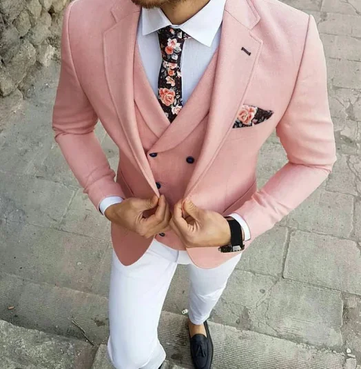 

Luxury Suits for Men Balzer Terno Hombres Pink Coat Vest White Pants Three Piece Jacket Slim Fit Single Breasted Notched Lapel