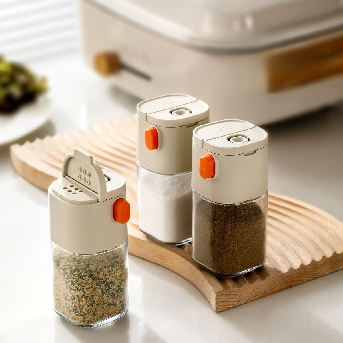 Kitchen Salt and MSG Storage Bottle Solid Granule Pepper Spice Jar for BBQ Cooking