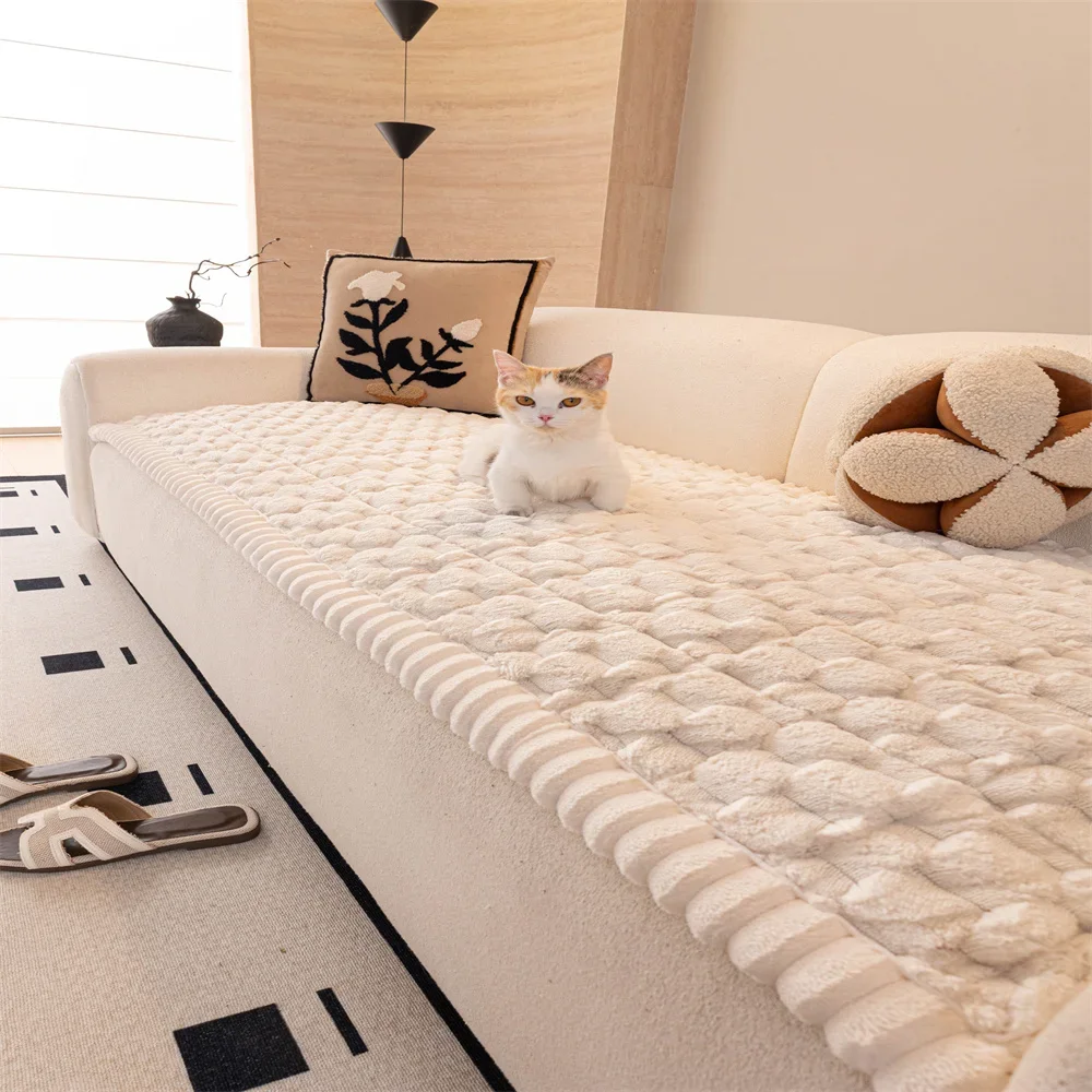 Retro Chenille Sofa Cushion Cover Universal Non-Slip Fixed Straight Row All-Seasons Slipcover for Home Comfort