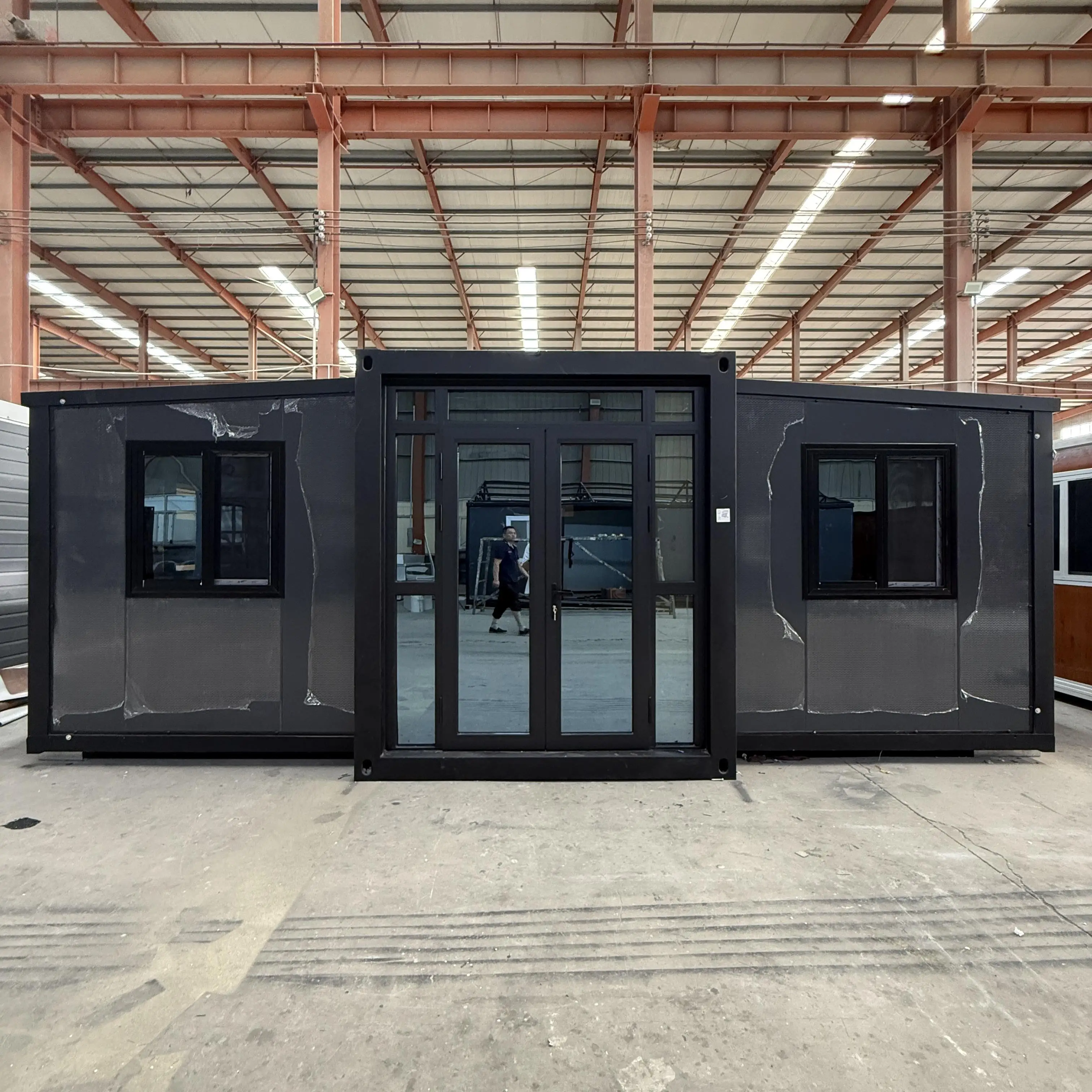 Modern Light Steel Frame Prefabricated Home 20ft 2 3 Bedroom Luxury Folding Container House Modular Double-wing Folding House