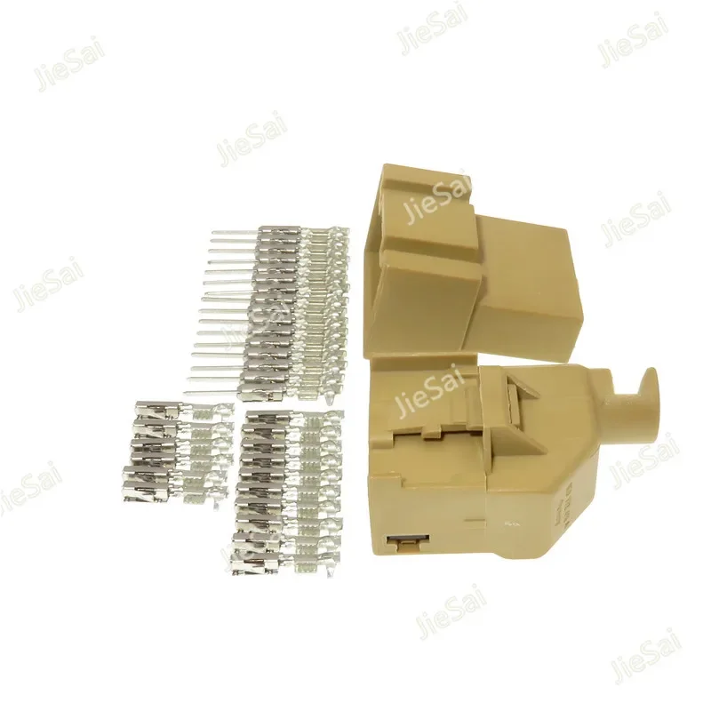 16 Pin 8E0 972 416 A 8E0972416A Auto Reversing Radar Wire Plug Parking Module Connector For Audi VW