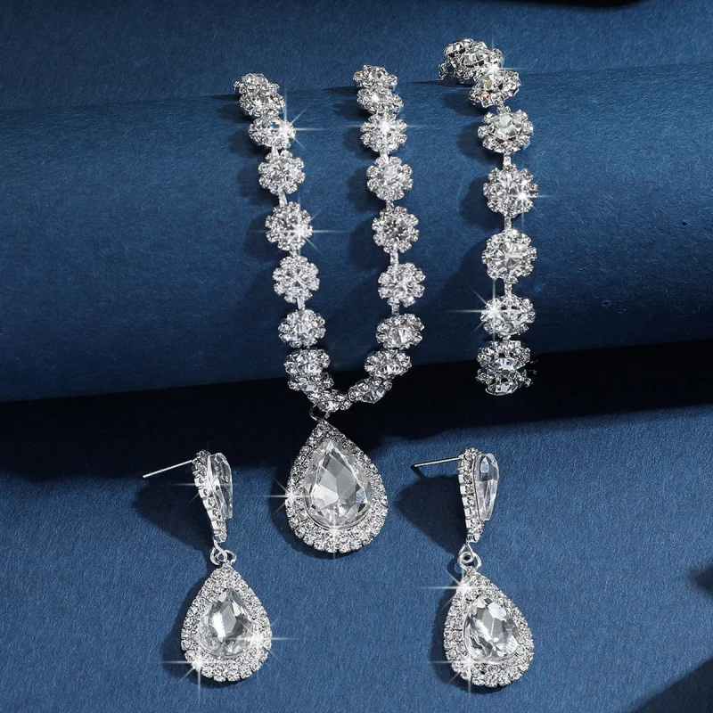 Middle Eastern Jewelry Hot Sale Necklace Earrings Bracelet Three-Piece Set Full Diamond Flower Bride Jewelry Set Dress Accessori