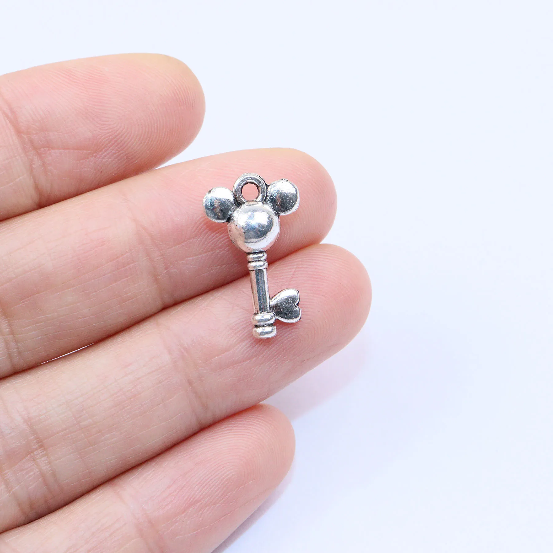 Eruifa 20pcs Pretty Key Zinc Alloy Fashion Jewelry DIY Handmade Charms Pendant Women Girl Necklace, Earring Bracelet 2 Colors image 5
