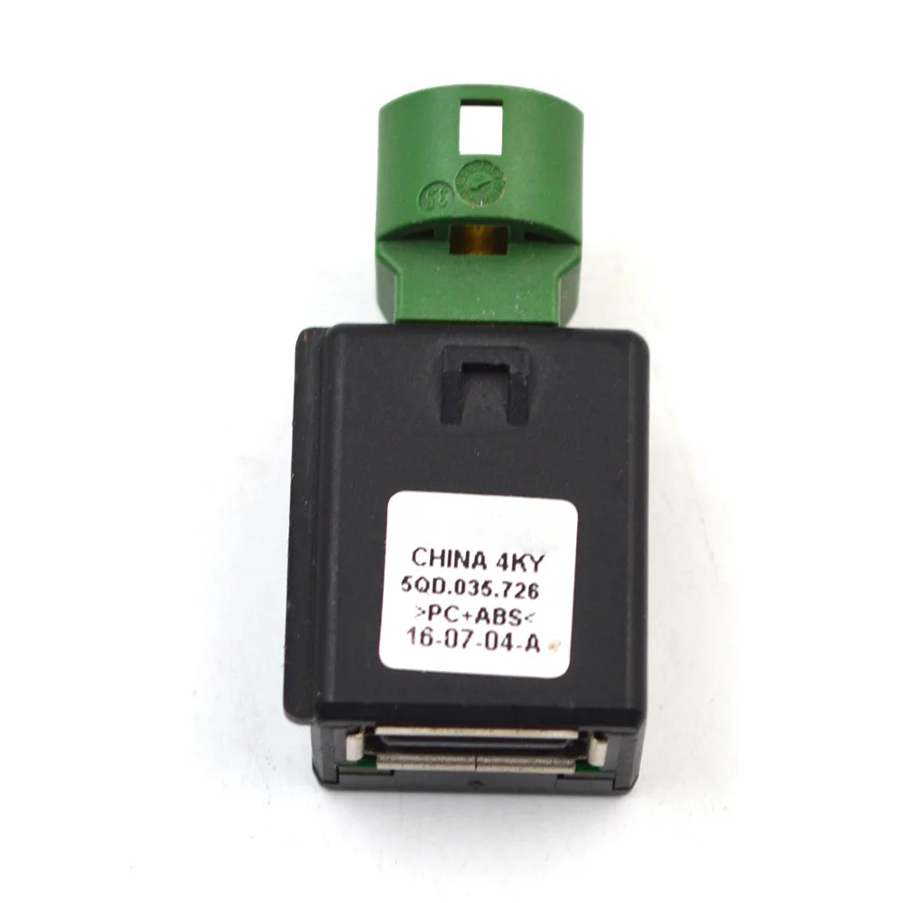 USB Plug Socket For Audi A3 A4 A5 Q3 Modified Carplay Interface Small Plug Core 5Q0035726 1PC 5Q0 035 726