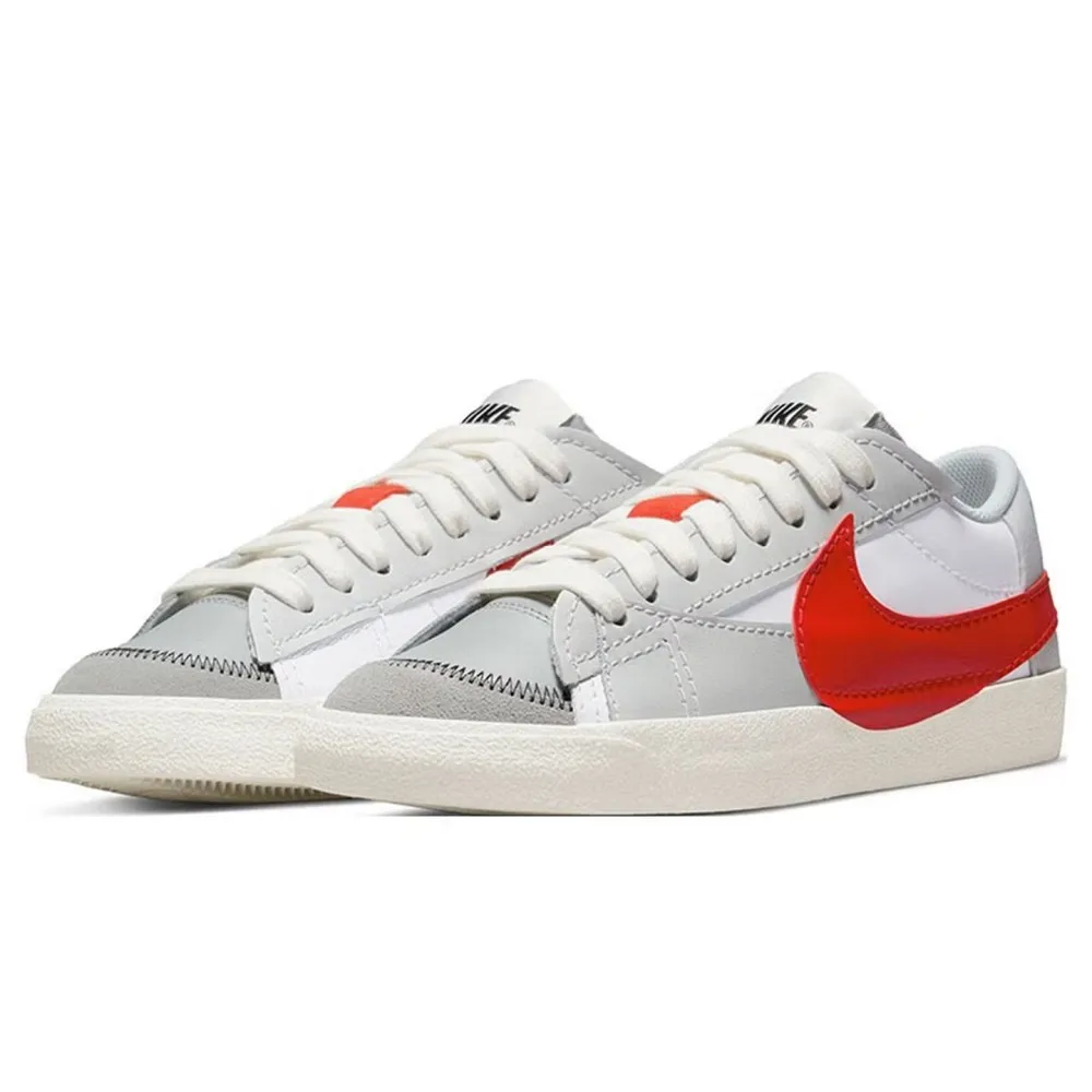Nike Blazer Sneakers Classic Retro Design Durable Comfort for Casual Everyday Wear DQ8769-100