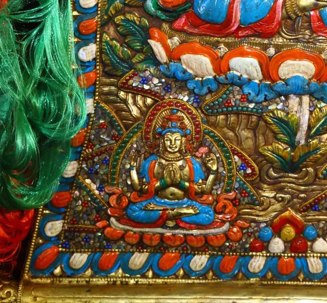 

20-дюймовая настенная танка в тибетском стиле: старинная серебряная мозаика, расписанные драгоценные камни и ракушки, изображение Манджушри Бодхисаттвы Будды.