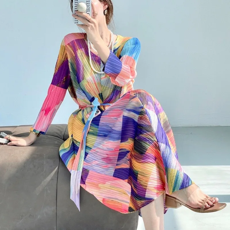 Miyake 2025 Herbst Neue Gedruckt Plissee frauen Kleider Krawatte Taille Temperament Französisch Elegante Lange Kleid Europa Falten-Freies kleidung