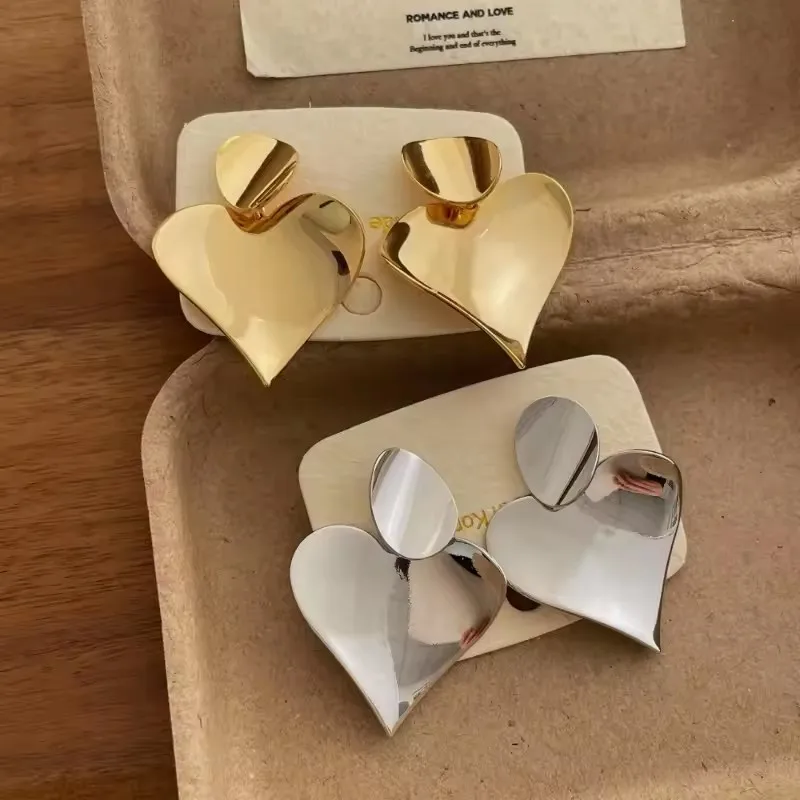 

Kshmir Minimalist Smooth Surface Metal Irregular Heart Drop Dangle Earrings for Women 18K Real Gold Silver Plated Copper Alloy