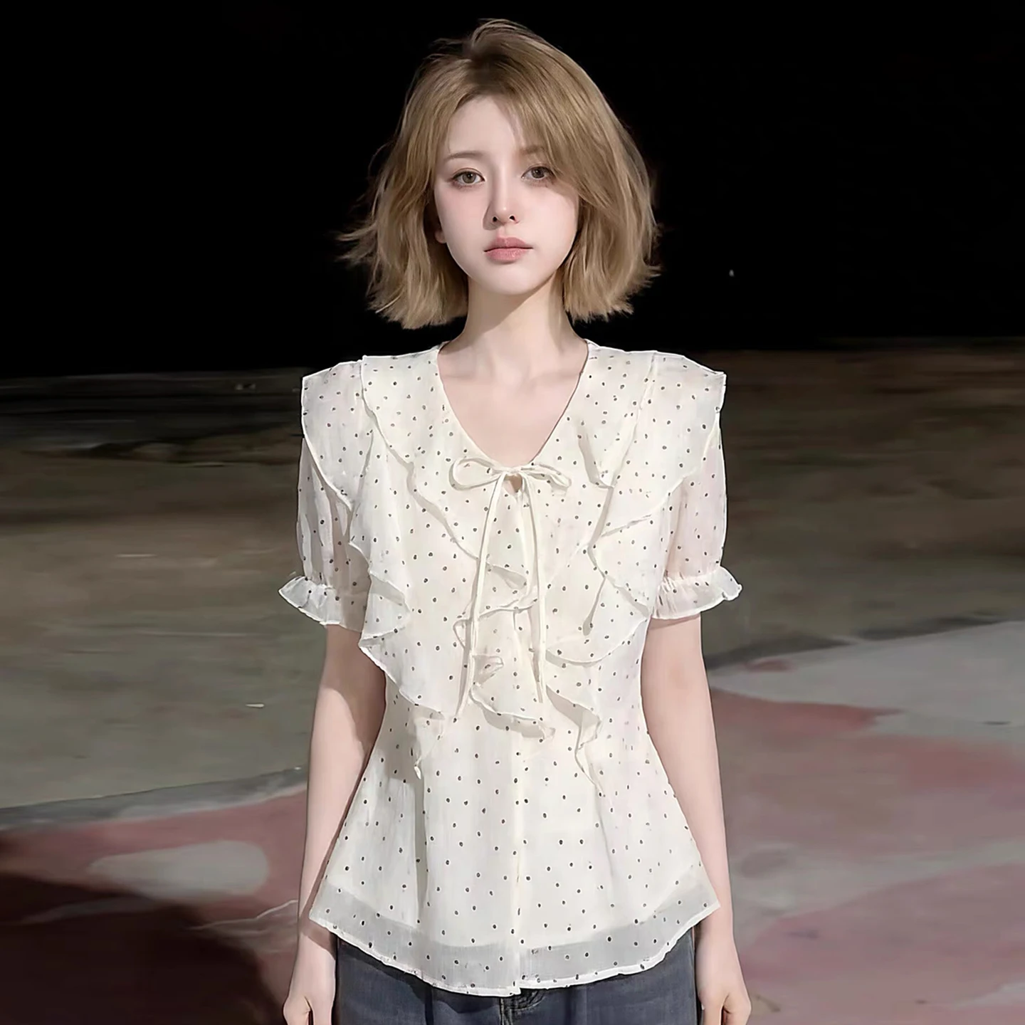 

Sweet Style V-Neck Tunic Top Women's Summer New Loose Beautiful Shantung Blouse Floral Lace Hemline Short Sleeve Citywalk