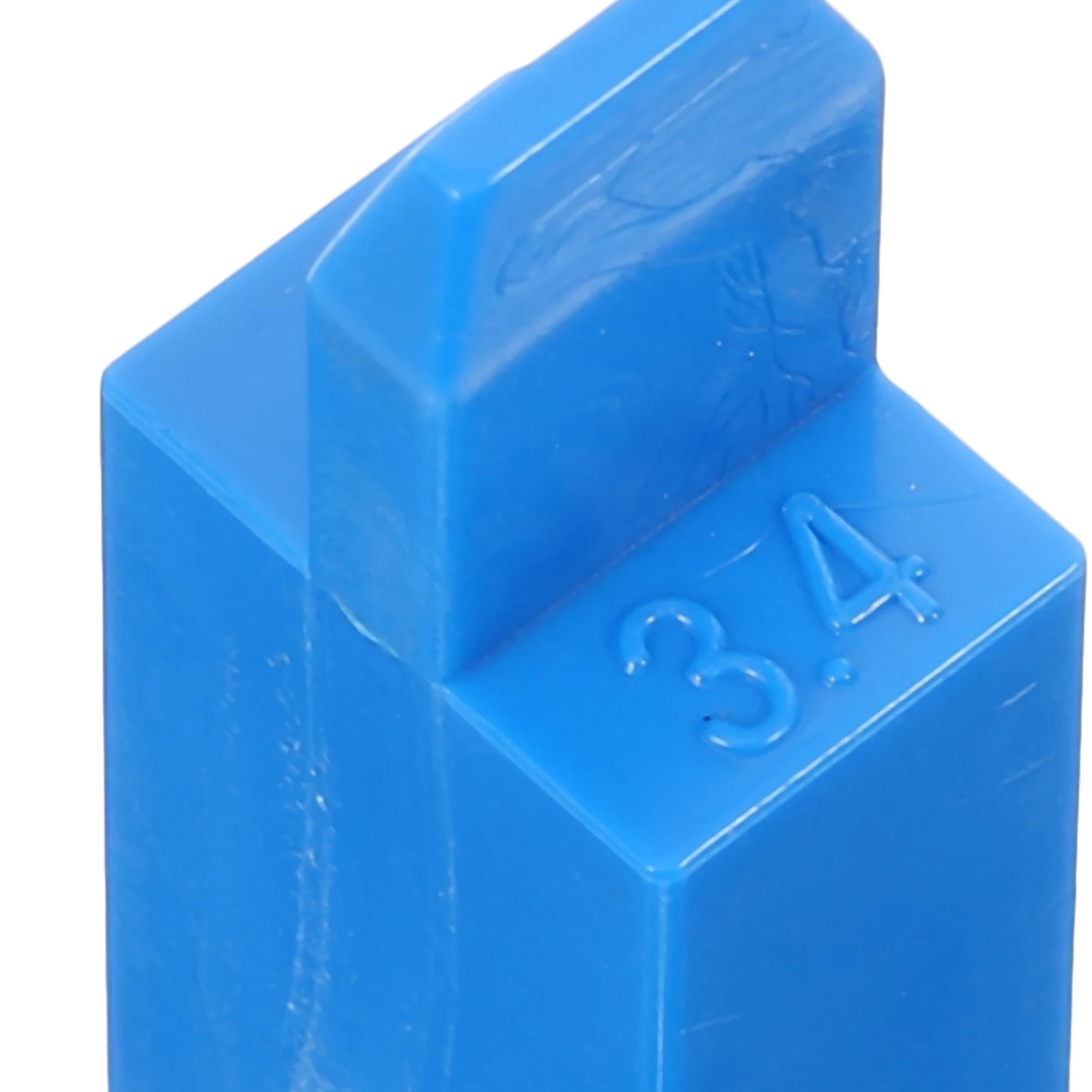 

4Pcs Piano Mute Wedge Suitable for Various Pianos Tuning Supplies Piano Mutes Tool Plastic Wedge Mute Muffler Blocks