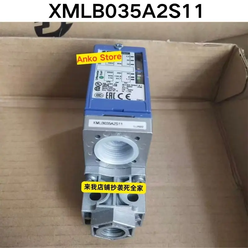 Brand-new   Original XMLB035A2S11 pressure switch