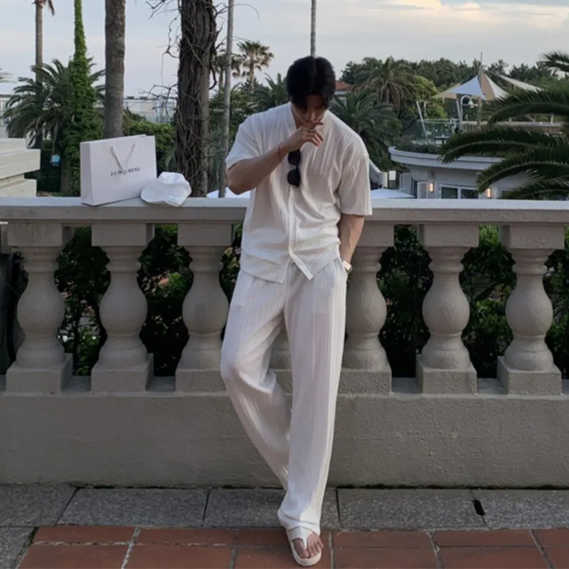 

Летний комплект с короткими рукавами, мужской свободный комплект из ледяного шелка, модная повседневная короткая футболка с v-образным вырезом и брюки, драпированные комплекты из двух предметов, мужская одежда