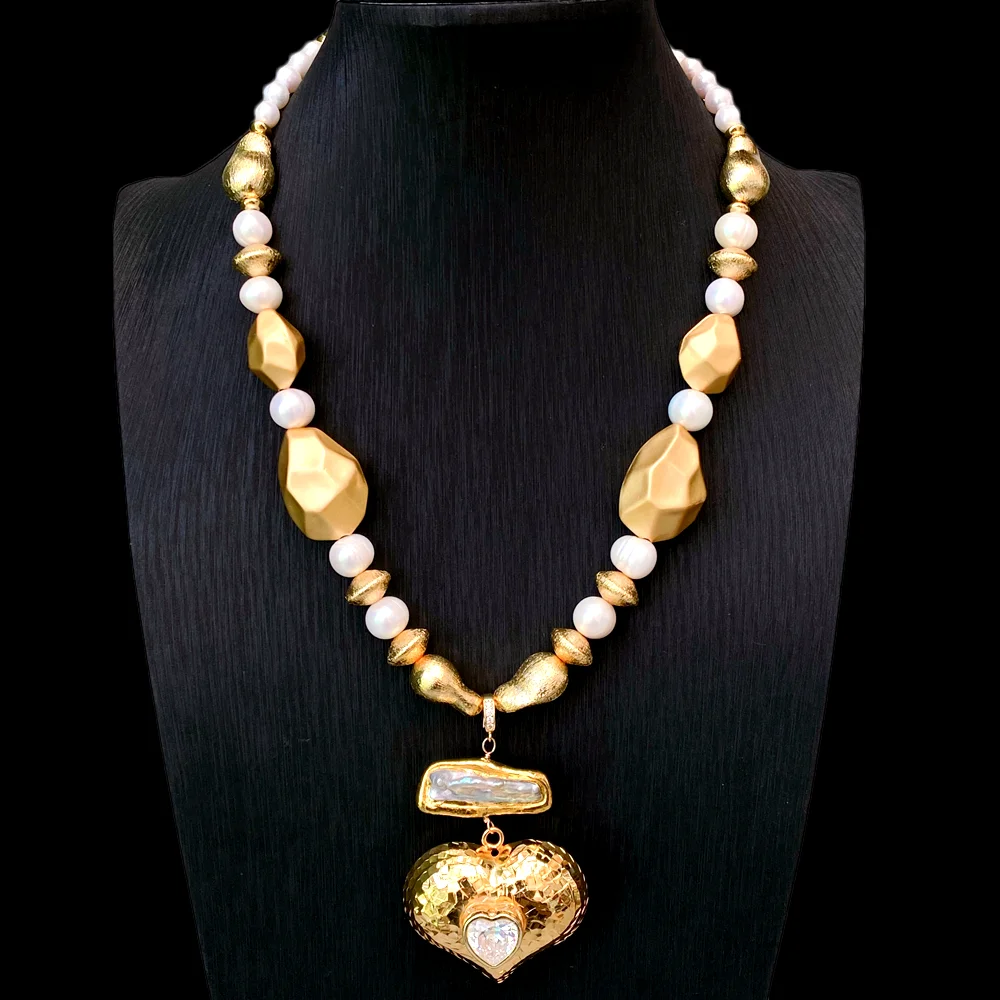 

YYGEM 43x34mm Gold plated Heart shape Pendant Cultured White Potato Pearl copper gold plated brushed bead Choker Necklace