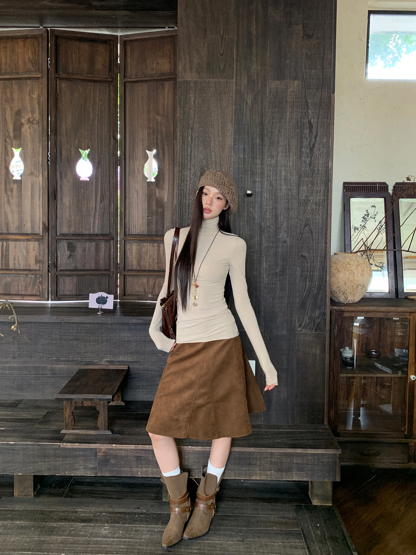 

Красная юбка-миди трапециевидной формы Celebri, женская новинка 2023, осень-зима, замшевая бархатная юбка, красивая простая трапеция с низкой талией для поездок на работу