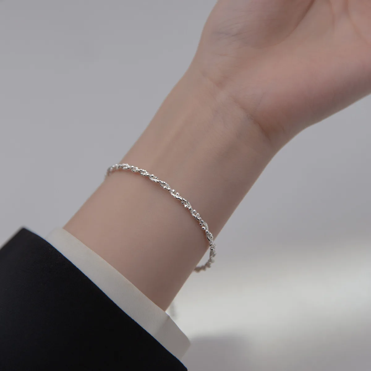 

MIQIAO Silver 925 Real 925 Sterling Silver Certified Bracelet For Women Fashion Jewelry Ladies Chains On Hand Accessories