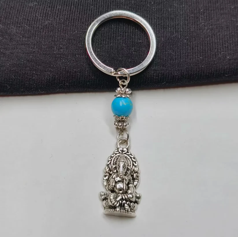 1 Pcs Ganesha Buddha Elephant Beaded Metal Key Chain Protection Jewelry Key ring Souvenir