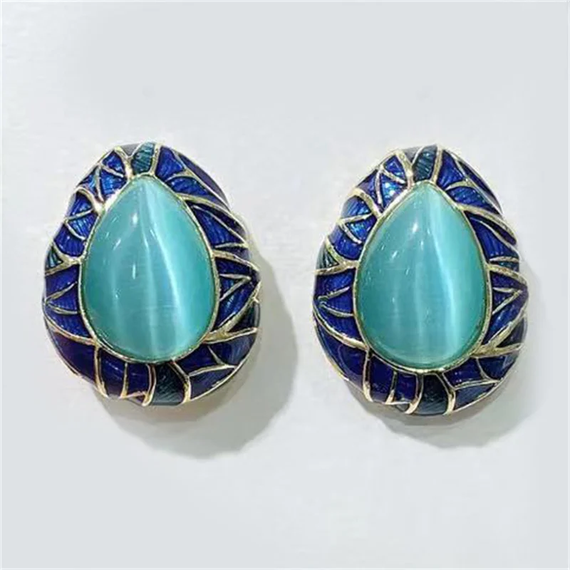 

Luxury Pride Earrings For Women Catwalk Style Exaggeration Oval Green Full Drill Trend Jewelry