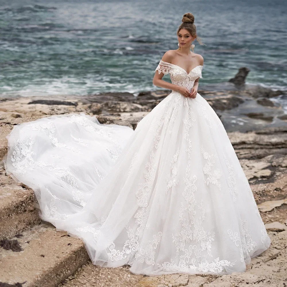 Elegant White A-Line Applique Bead Wedding Dress Sexy Strapless Trailing Church Style Bridal Gown Vestido De Novia Customized
