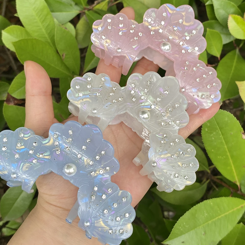 

Exquisite Shiny Rhinestone Pearl Shell Oversize Hair Clip Claw For Women New Sweet Beach Shark Hairpin Hair Accessorie Tool