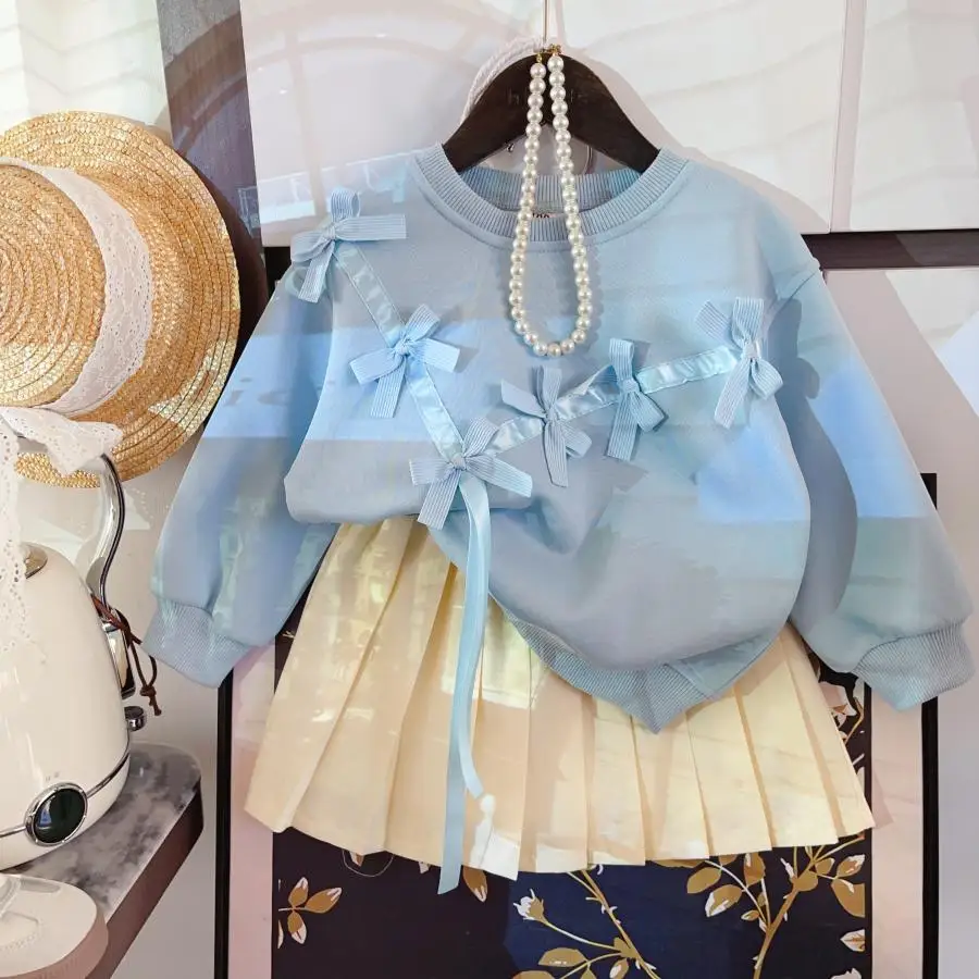 

New Girls' Round Neck Set for Spring and Autumn Season Bow Tie Tied Long Sleeved Hoodie Pleated Skirt 2025 Two-piece Set
