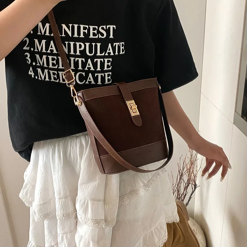 

2025 Women's New Archive Leopard Print Convertible Handheld/Crossbody Bag - Daily Commute Shopping Essentials for Ladies