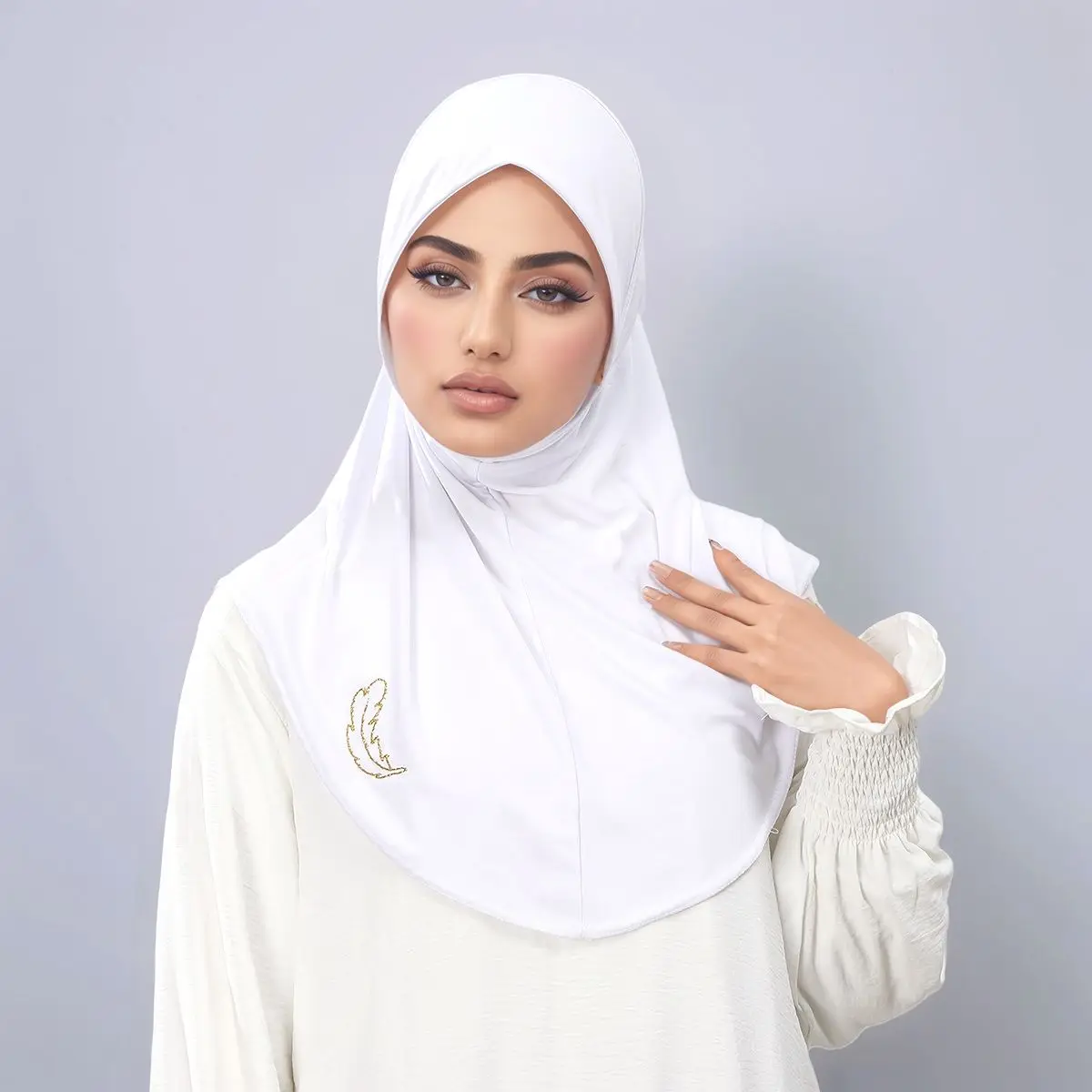 

Мусульманский трикотаж, модальный хиджаб, шарф с золотым пером, Рамадан, мгновенный хиджаб, платки для женщин, длинные шарфы, повязка на голову, капот