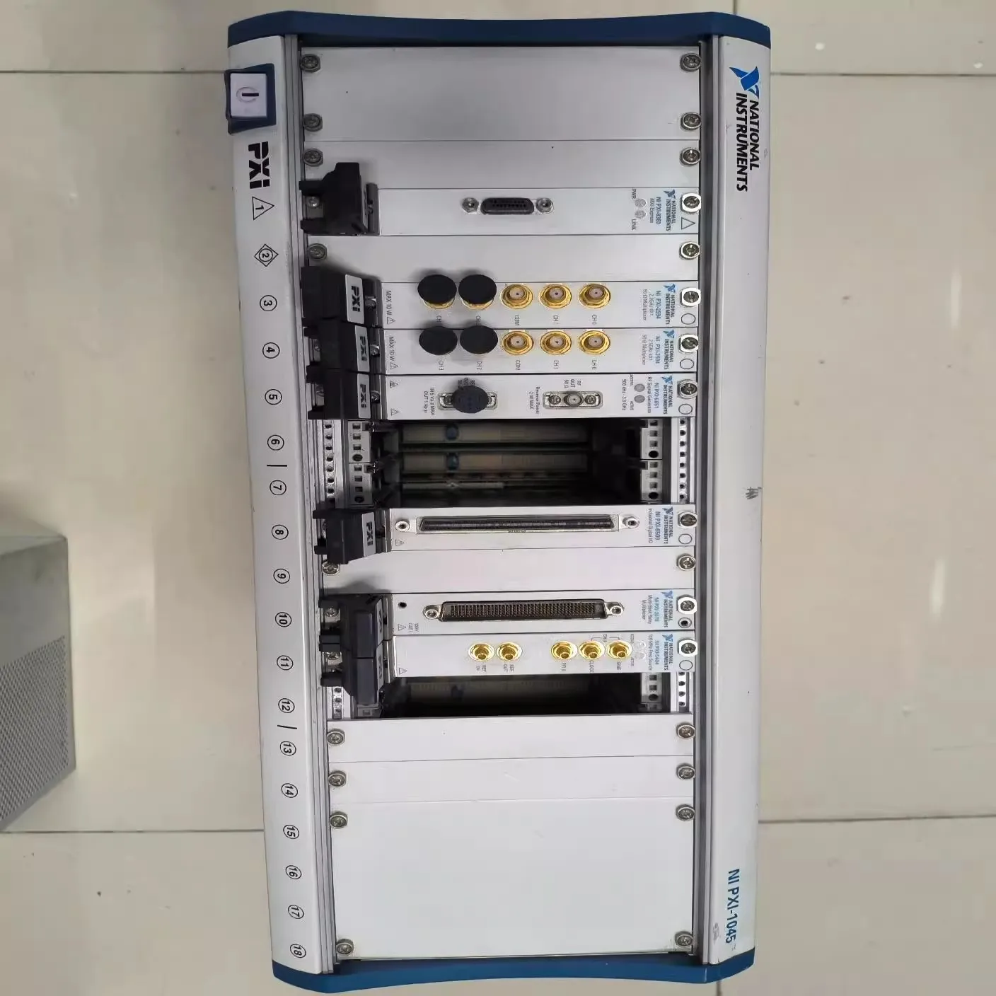 Us Ni PXI-1044 PXI-…