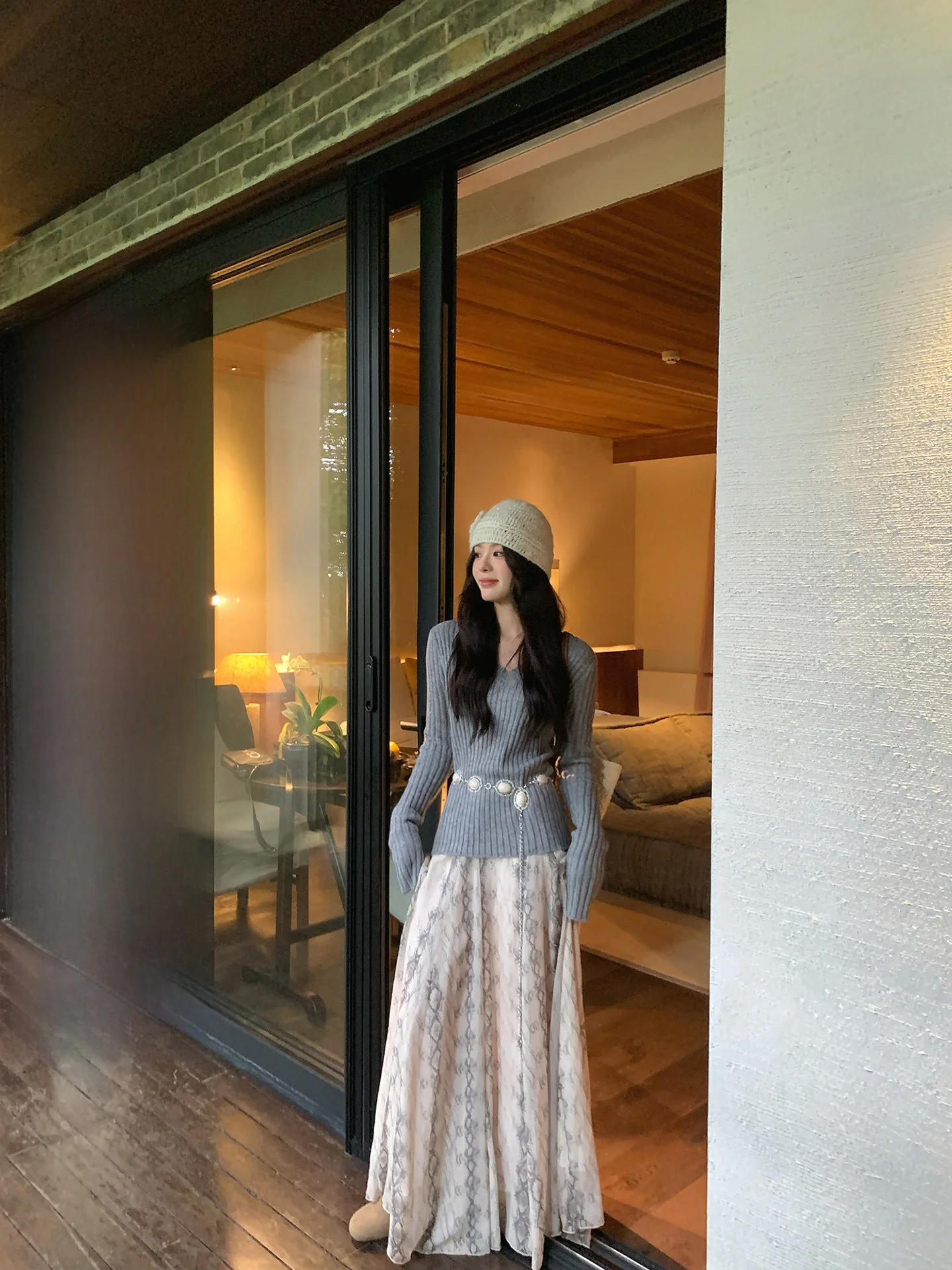 

ay V-ne Wool Knitted Sweater Women's Slimming Sweater Nora Studio【XiangHai BoMu】Chic Commute Sle Korean Faion