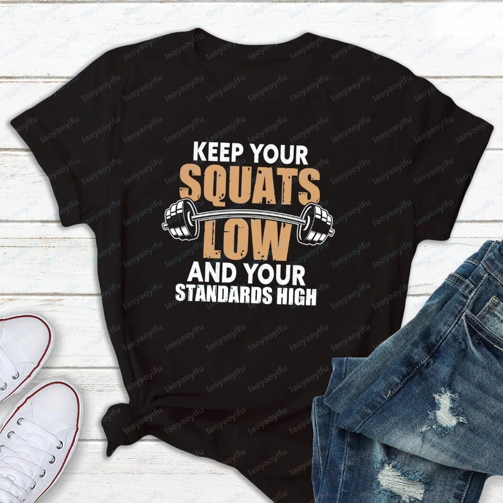 

"Keep Your Squats Low" Gym T-Shirt Funny Fitness Barbell Print Casual Short Sleeve for Workout Fans Gym Workout Motivation Tees