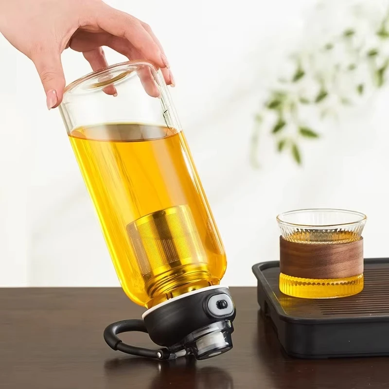 For Sports Gym Outdoor And Home Reusable Locking Lid Glass Water Bottle 2000ml Direct Drink Spout