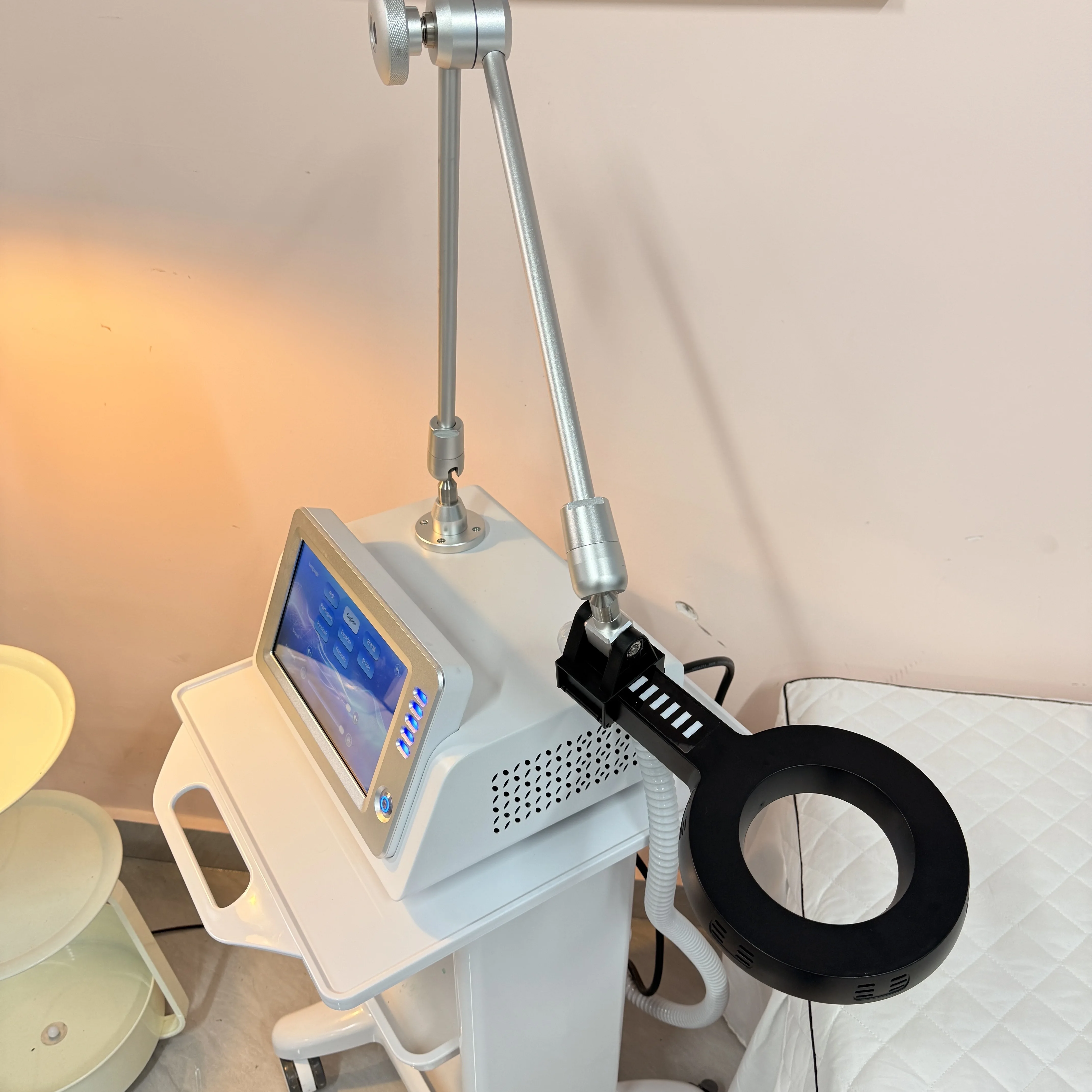 

Высокоэнергетическое импульсное устройство для терапии магнитного поля. Оборудование для магнитной терапии PEMF. Ремонт спортивной реабилитации после травм.