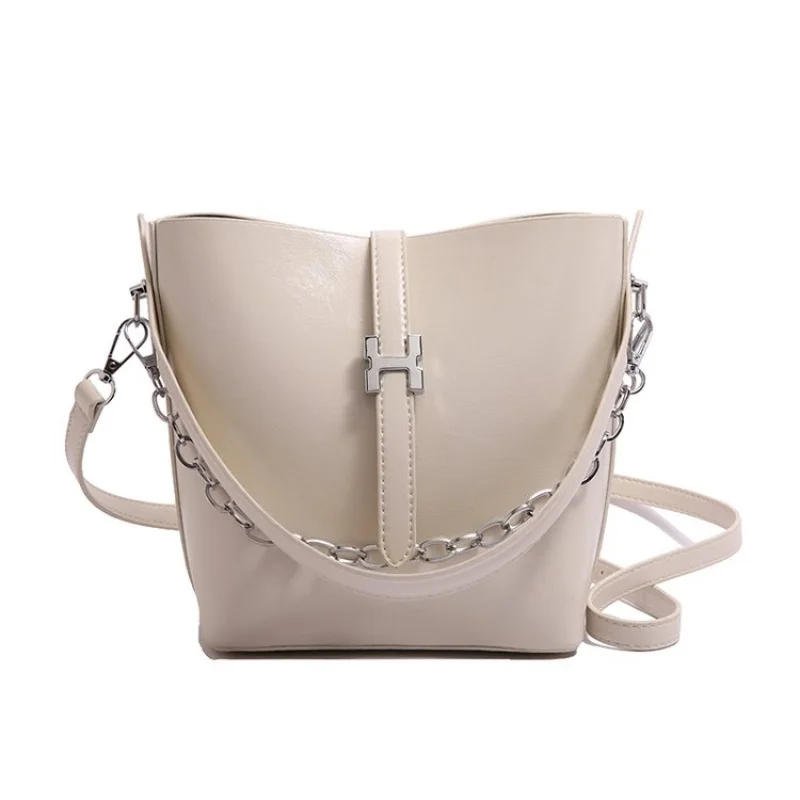 

Fashionable Women's Handbag Made Of Peony-Patterned Leather Boasting Trendy Casual Paris Spacious Soft Daily Refined Look​