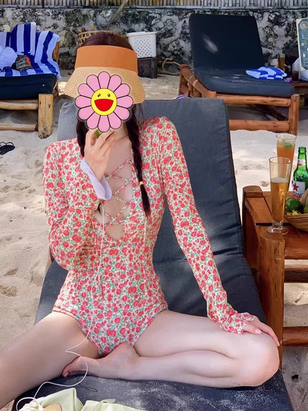 

Retro Slimming One-Piece Swimsuit Long Sve Beach Thermal Vaion Women's Conservative Swimwear Nylon Spandex Polyester