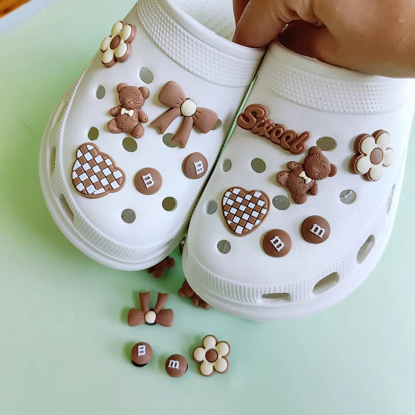 Cute Soft Gum Brown Bear Hole Shoe Charms Accessories Shoe Buckle Detachable M Bean Shoes Flower DIY Shoes Decorations