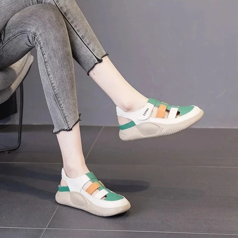 

2025 женские повседневные сандалии, новые летние тонкие сандалии на платформе, увеличивающие рост, разноцветные, оригинальные для шитья