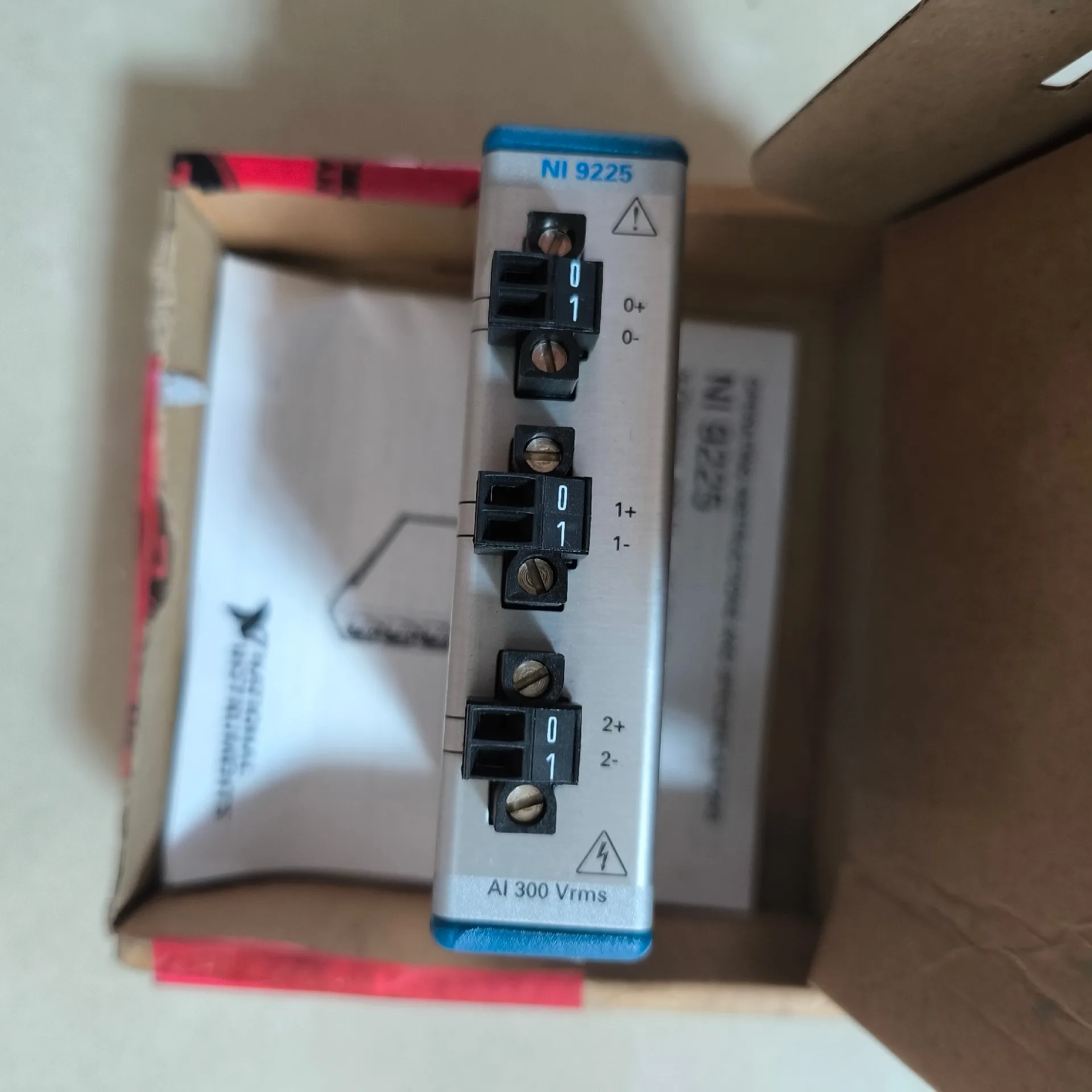 NI 9225 Voltage Input Module 780159-01 New