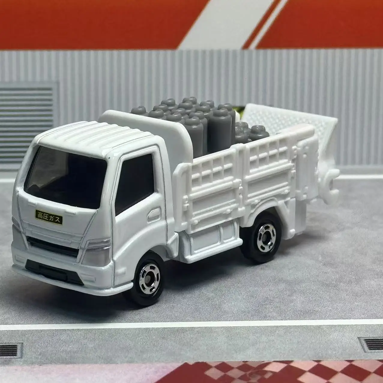 TAKARA TOMY Tomica No.80 Propane Gas Delivery Truck Diecast Alloy Mini Car Model Metal Static Vehicle Collectible Toy Gift view 5