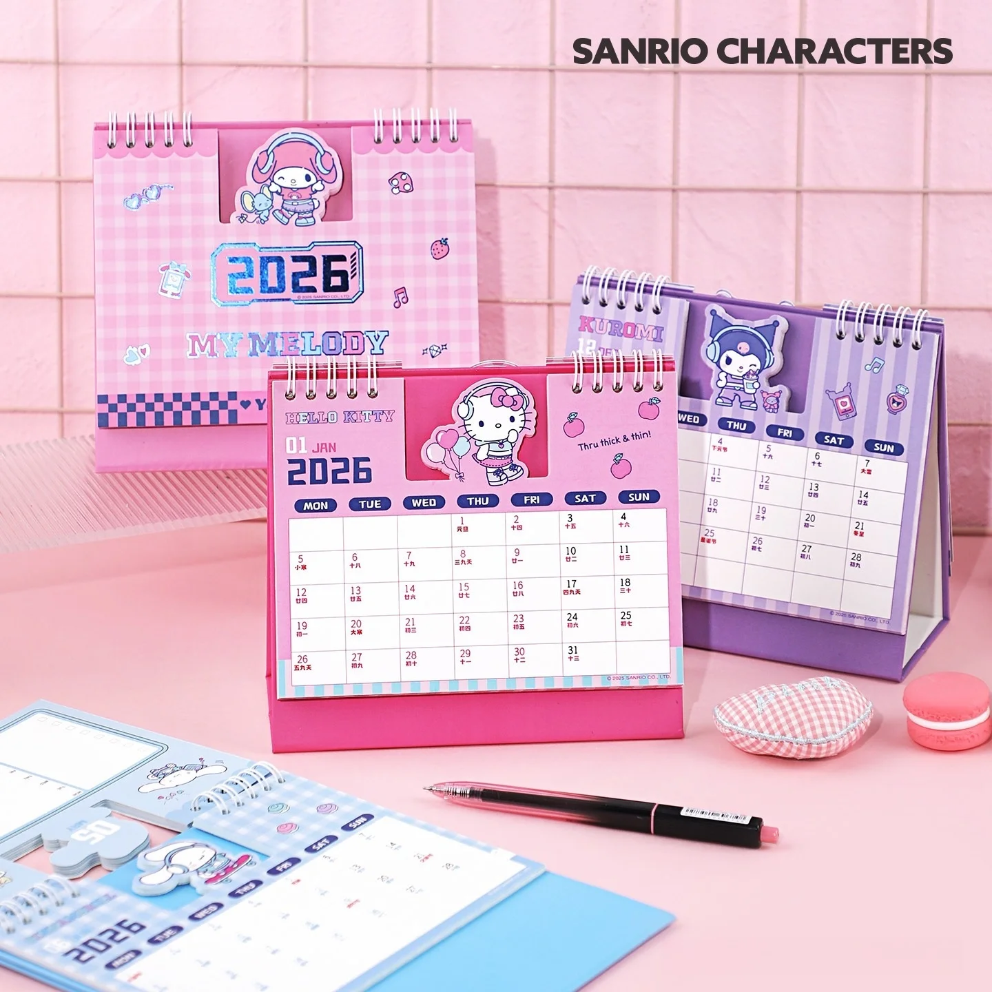 

Новинка 2026 года, маленький календарь Sanrio Hello Kitty My Melody, милая серия, мультяшный Куроми, студенческая памятка, офисный настольный вертикальный календарь