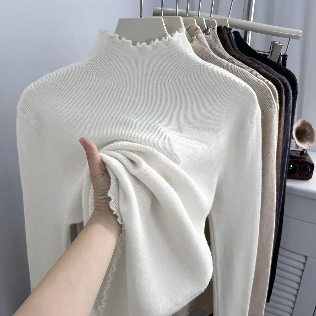 2026 Soft Stretch Turtleneck Knit Women Pullover Gentle Ruffle Trim Slim Fit Base Layer Tops Autumn Winter Sweater