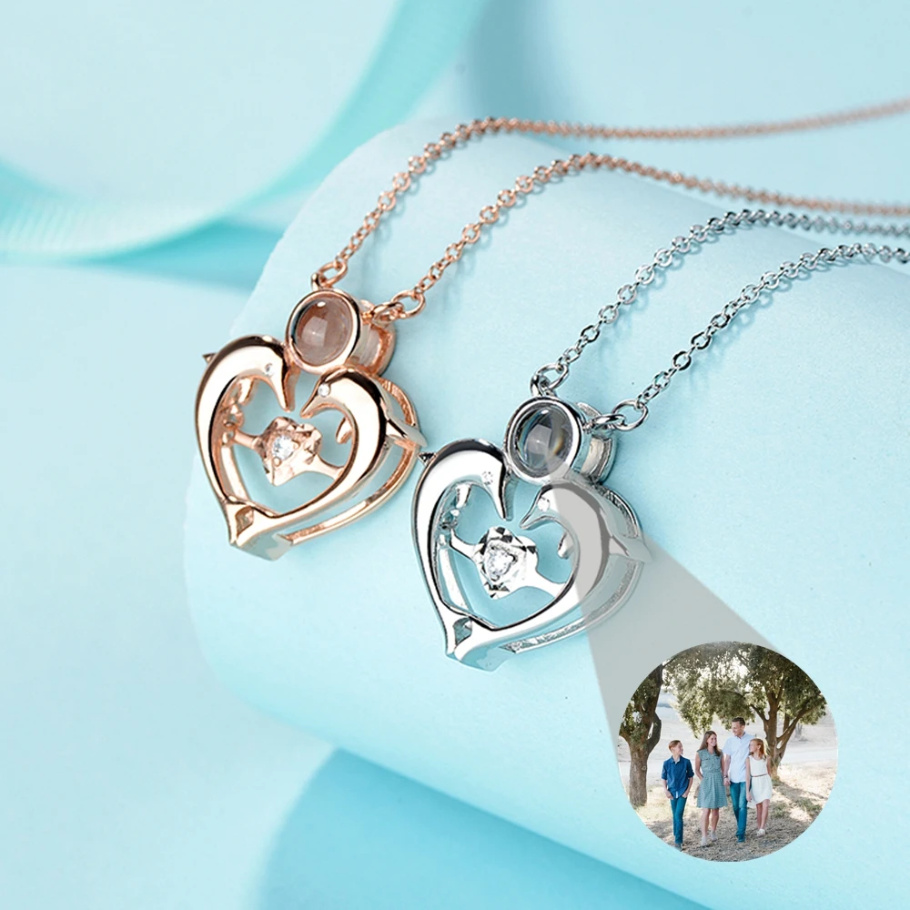 カスタム写真投影フォトネックレス 女性用 イルカハートペンダントネックレス パーソナライズされた誕生日プレゼント メモリアルジュエリー