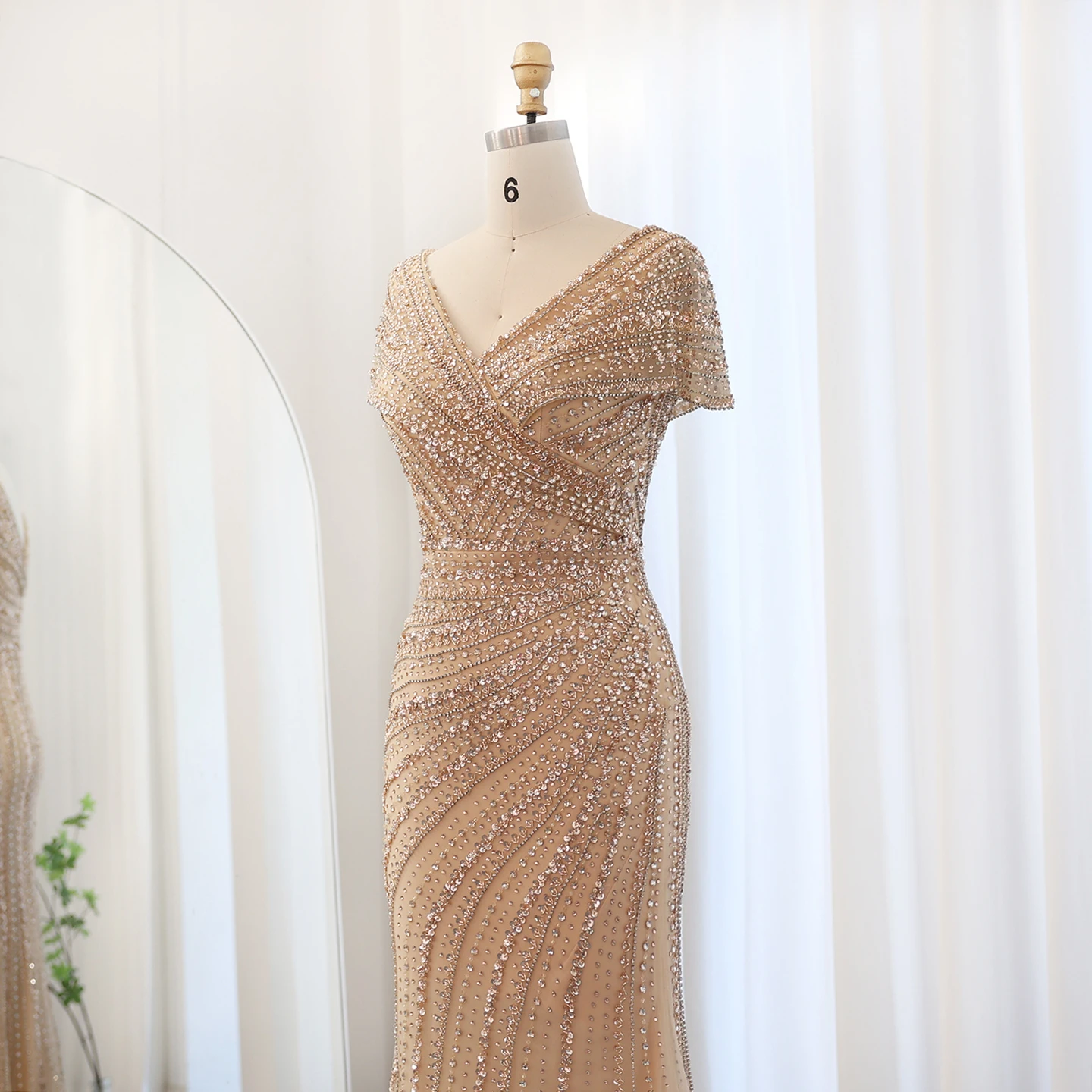 Sharon Said Luxuriöse Dubai Silber-Nude Abendkleider für Hochzeiten, Meerjungfrauenkleid mit Kapärmeln, Arabisches Formelles Partykleid SS045 Maßanfertigung – Detail 13