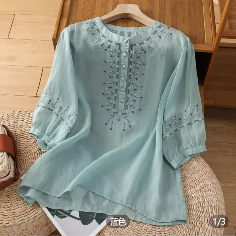 Retro Embroidered Mom Shirt Women's Summer Thin Loose Slimming Five-Quarter Sleeve round Neck Top Design Sensation