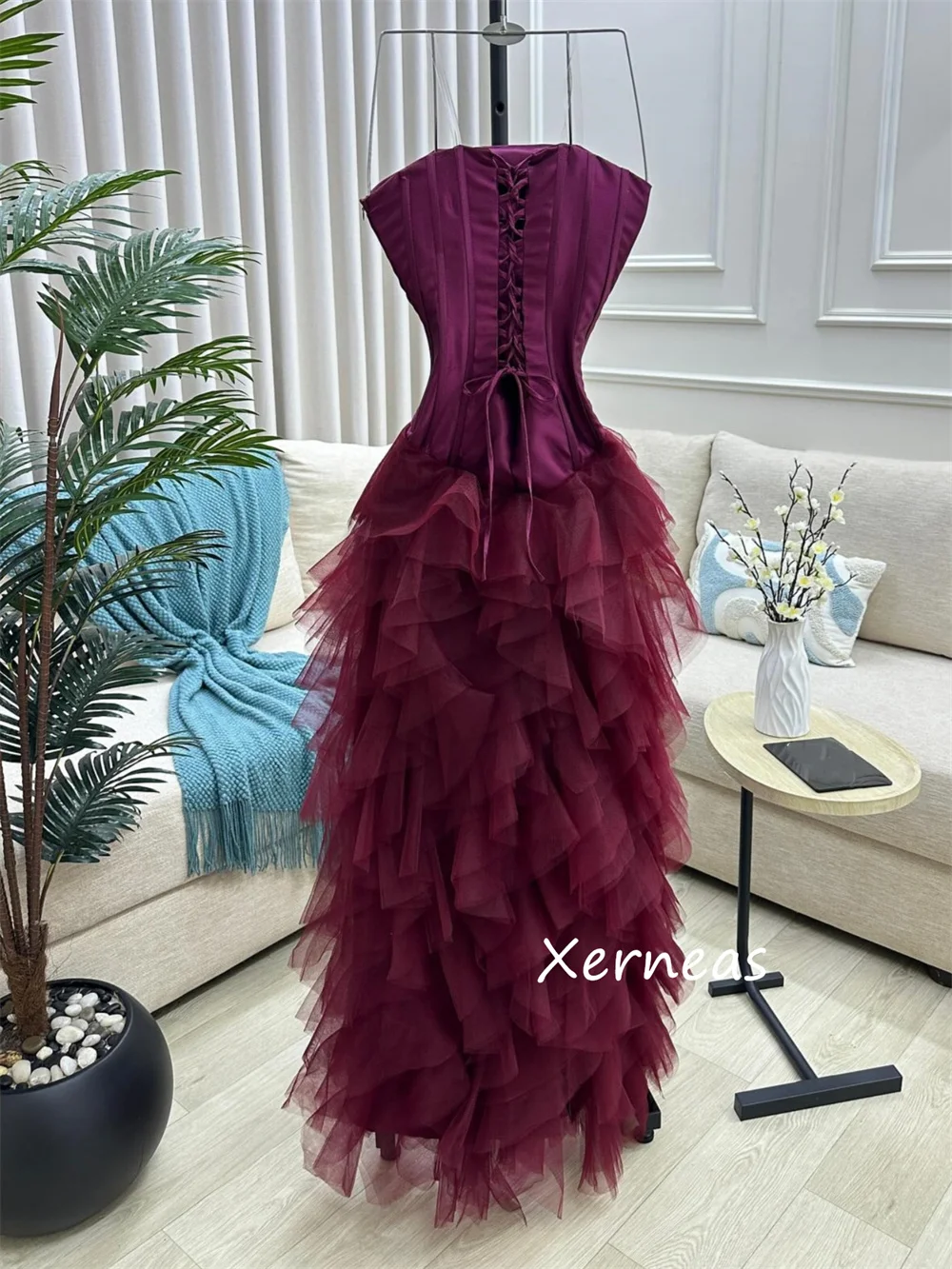 맞춤형 고품질 Charmeuse Pleat A 라인 Strapless Long Dresses 맞춤형 행사 파티 절묘한 현대 스타일