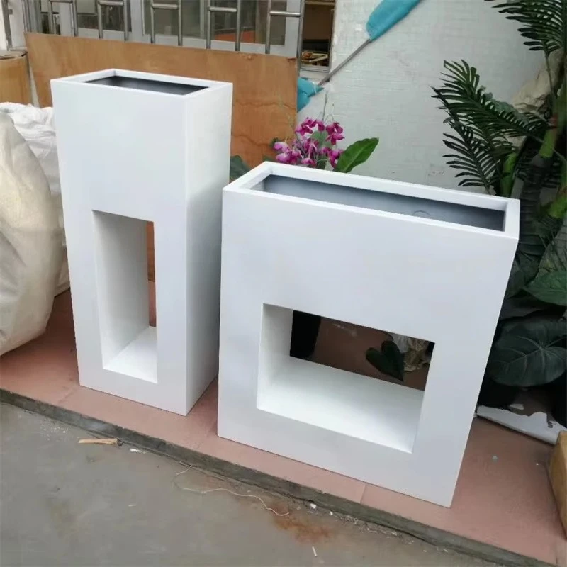 Nordic Style Outdoor Large Flower Pots / Home Decor Indoor Giant Floor Metal Vase / Flower Pots & Planters for Hotels