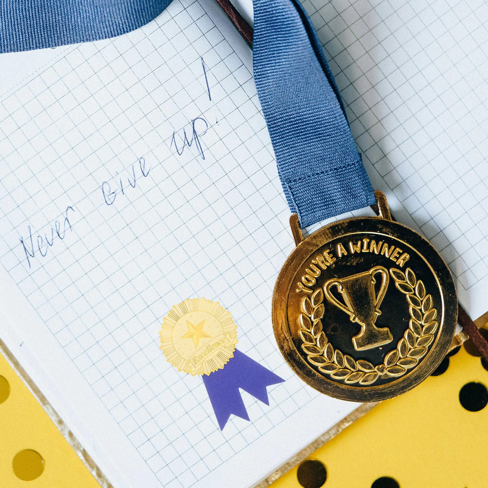 36Sets Certificate Seal Stickers Medal Decals for Diplomas Awards Graduation Honors Easy Apply Embossed Seals for Authorization