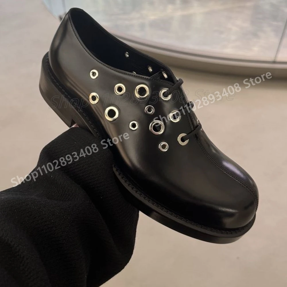 

Hollow Round Rivets Fashion Men Casual Shoes Round Toe Lace-up Black Leather High Quality Men Shoes Luxury 2025 Zapatillas Mujer