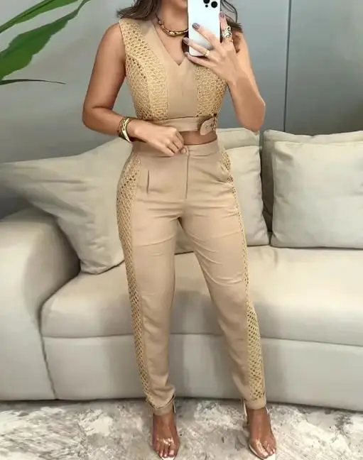 

2025 Spring/Summer New Women's Fashion Casual Sleeveless Solid Color Fabric Splicing Two Piece Suit Women's Clothing